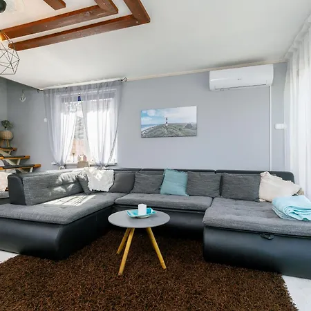 Chill By Interhome *